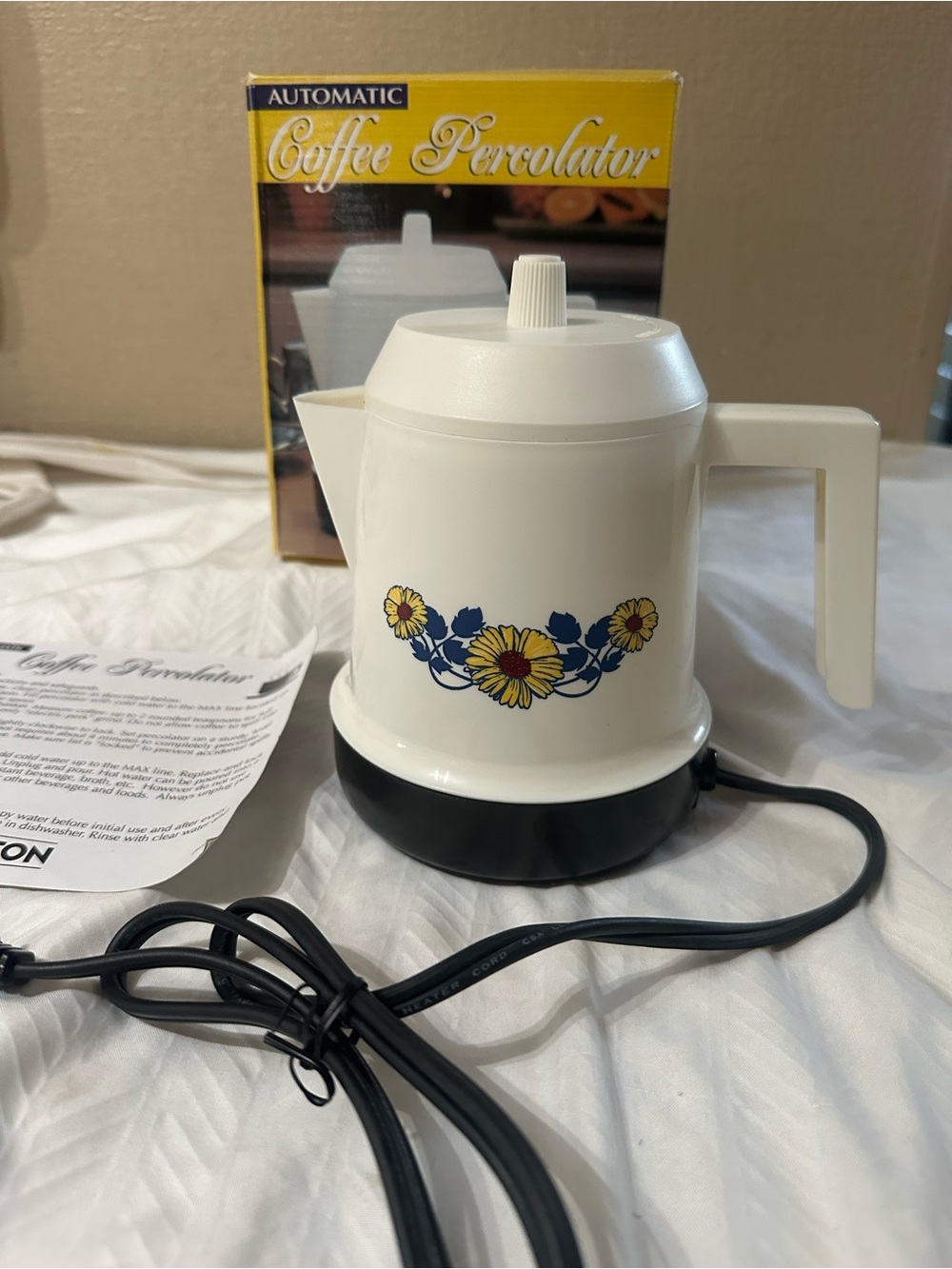 New Old Stock Hampton 3 cup Electric Percolator/ Coffee Pot.
